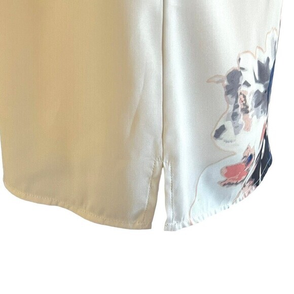 VINCE CAMUTO Blouse Long Sleeve Floral Size XS Multicolor Keyhole Neckline - Picture 10 of 16